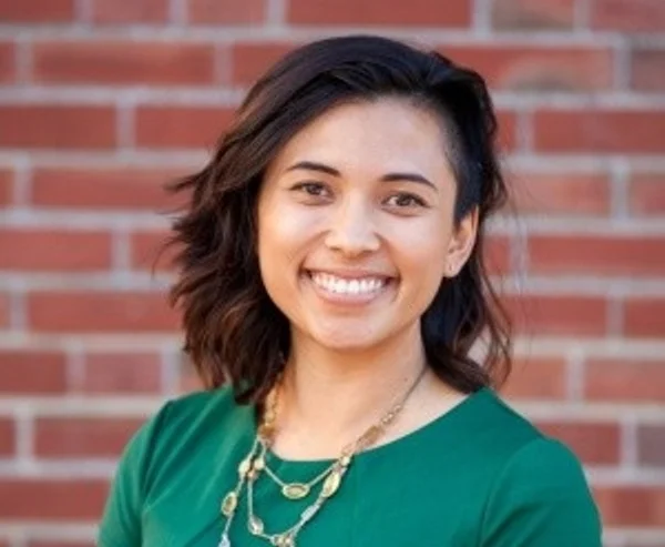 Headshot2.jpg