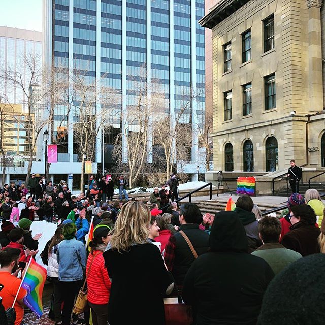 Cold but beautiful group of souls at the GSA rally in Calgary on a Sunday afternoon. Some powerful stories out of the mouths of teenagers regarding how GSAs save lives. .
.
#alberta #gsa #qsa #yyc #gsarallyyyc #yyclife #itgetsbetter