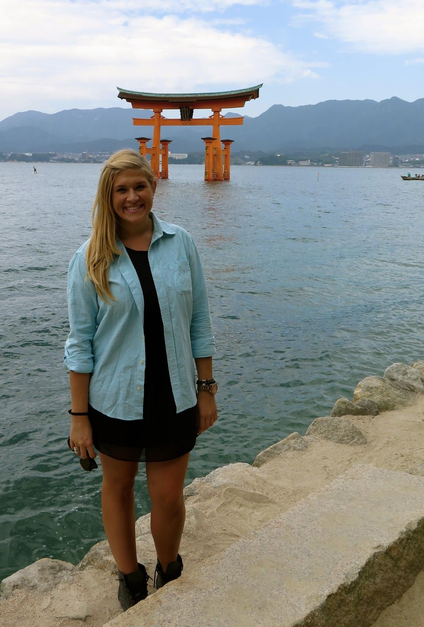 Japan, Itsukushima Shrine (厳島神社 Itsukushima-jinja) is a Shinto shrine on the island of Itsukushima.jpg