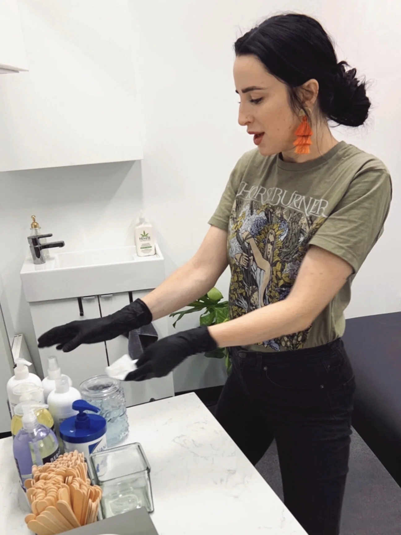 Rikee Romrell - Witcher of Waxing