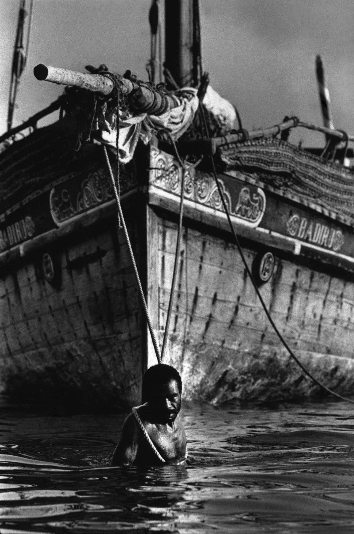 "Mooring" Mombasa, Kenya. 1999