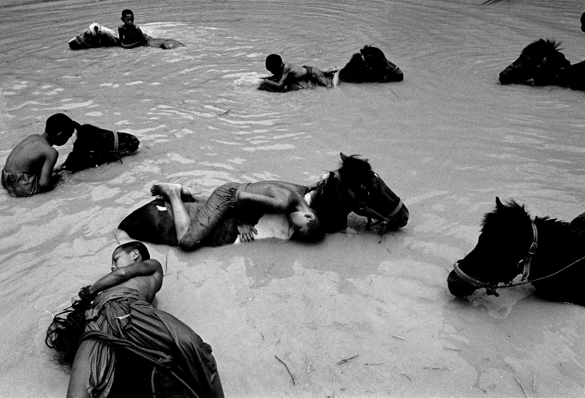 1200 Miles | Life And Death On The Thai Burma Border