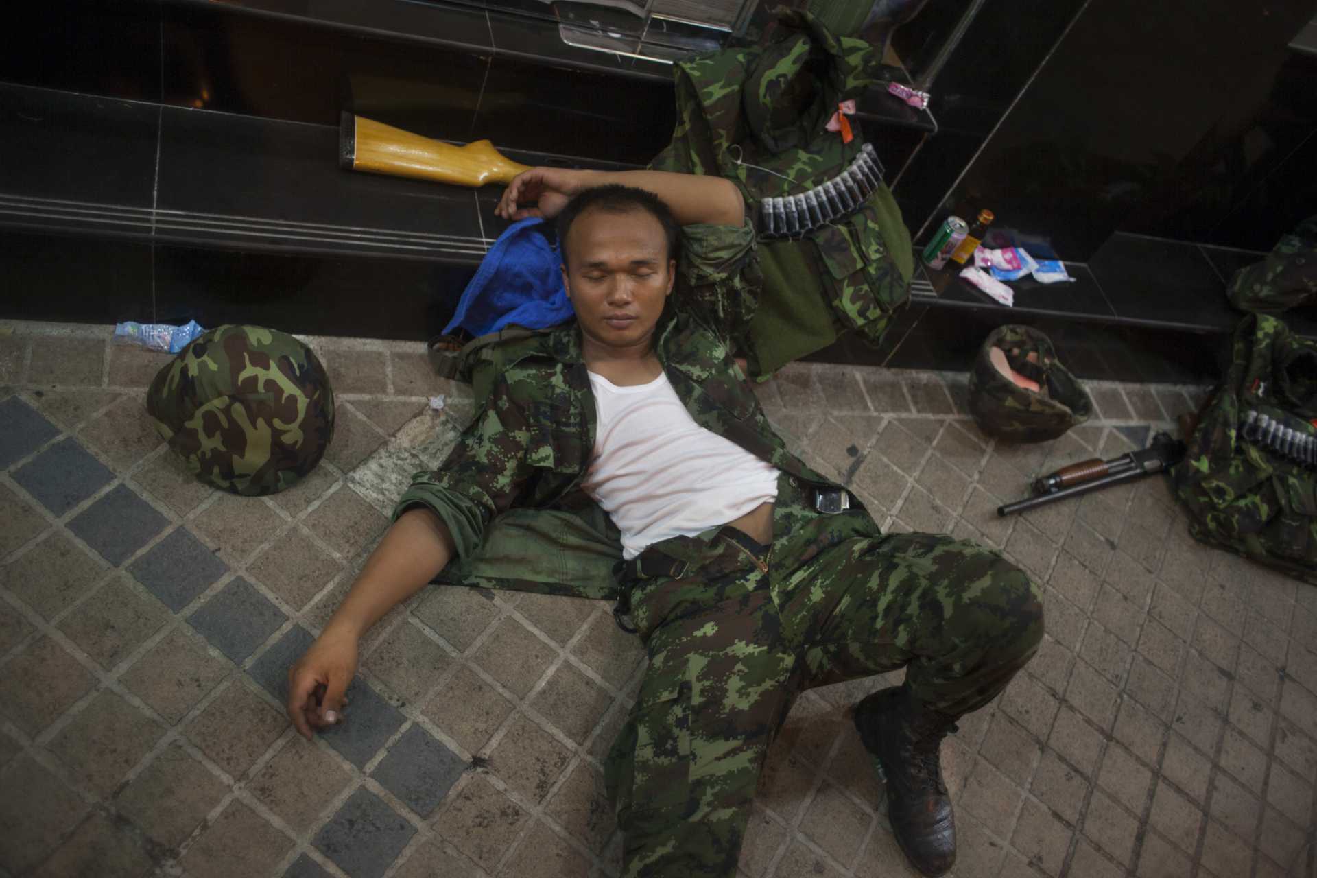 Bangkok Unhinged | Street Warfare