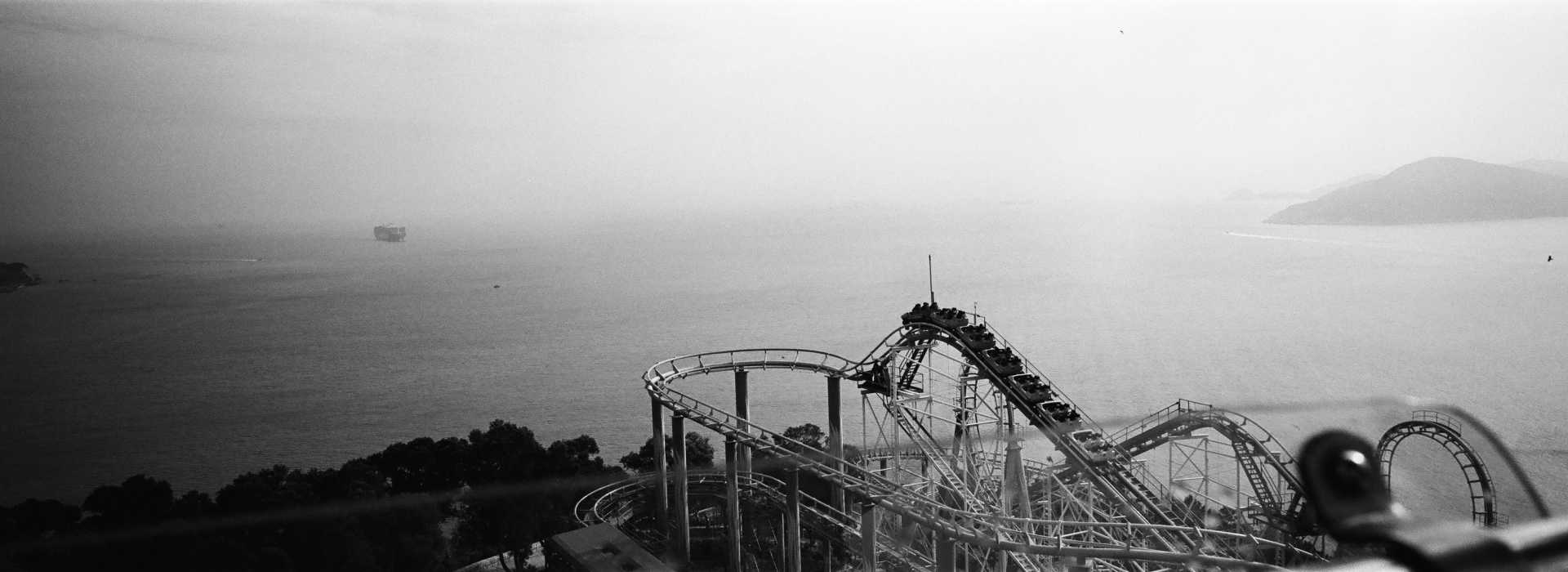  "The Dragon" Rollercoaster Ocean Park, Hong Kong. 2014 
