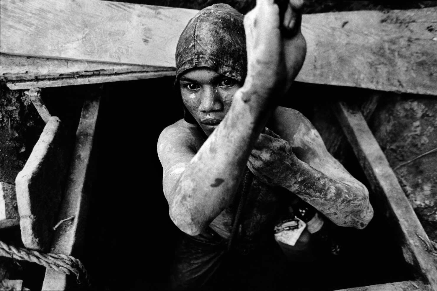  Gold miner.&nbsp;Sulawesi, Indonesia. 2002 