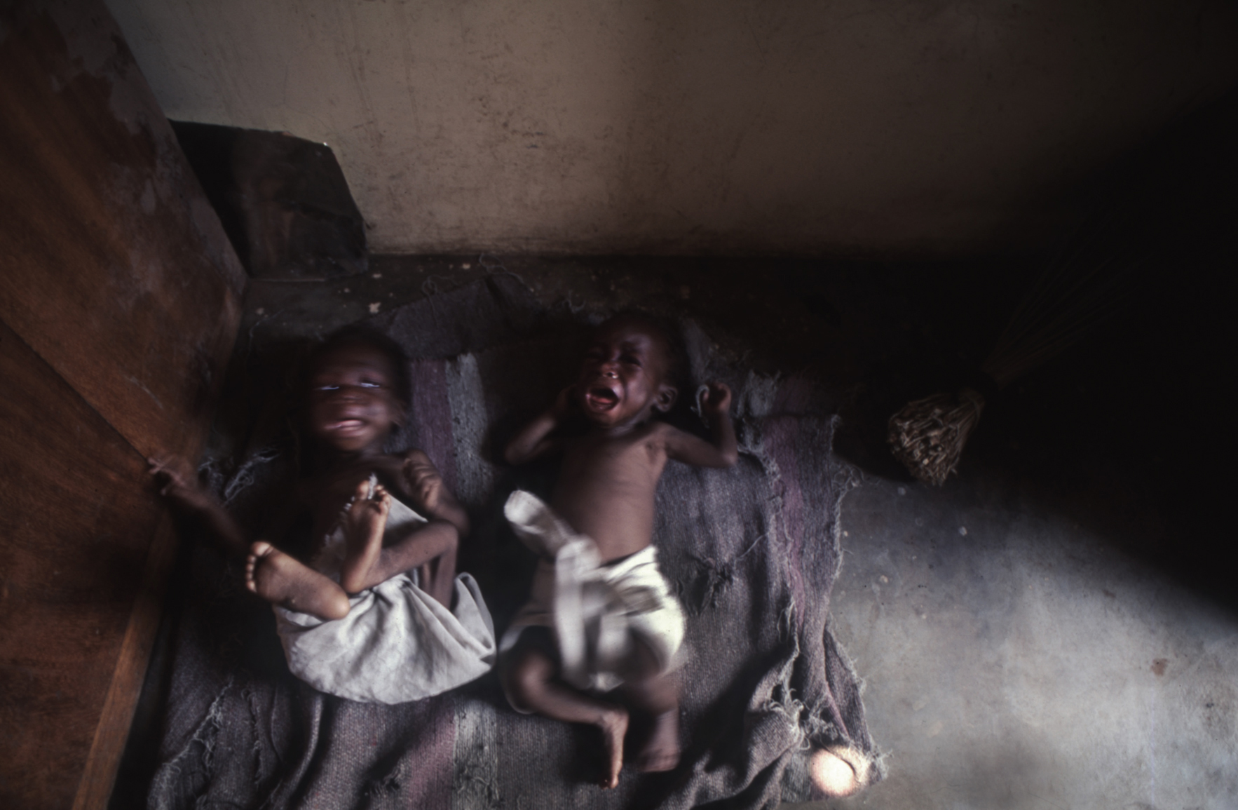  "Hunger Cries"&nbsp;During Angola's abhorrant civil war. Quito, Angola, 1993 