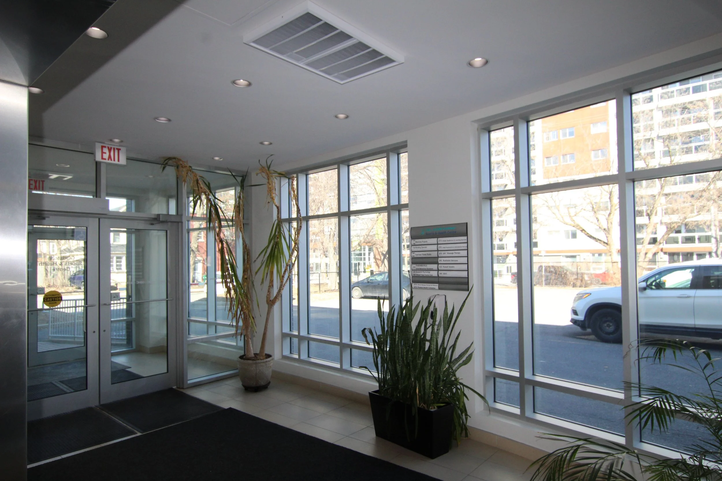 IMG_3371 - entrance lobby.JPG