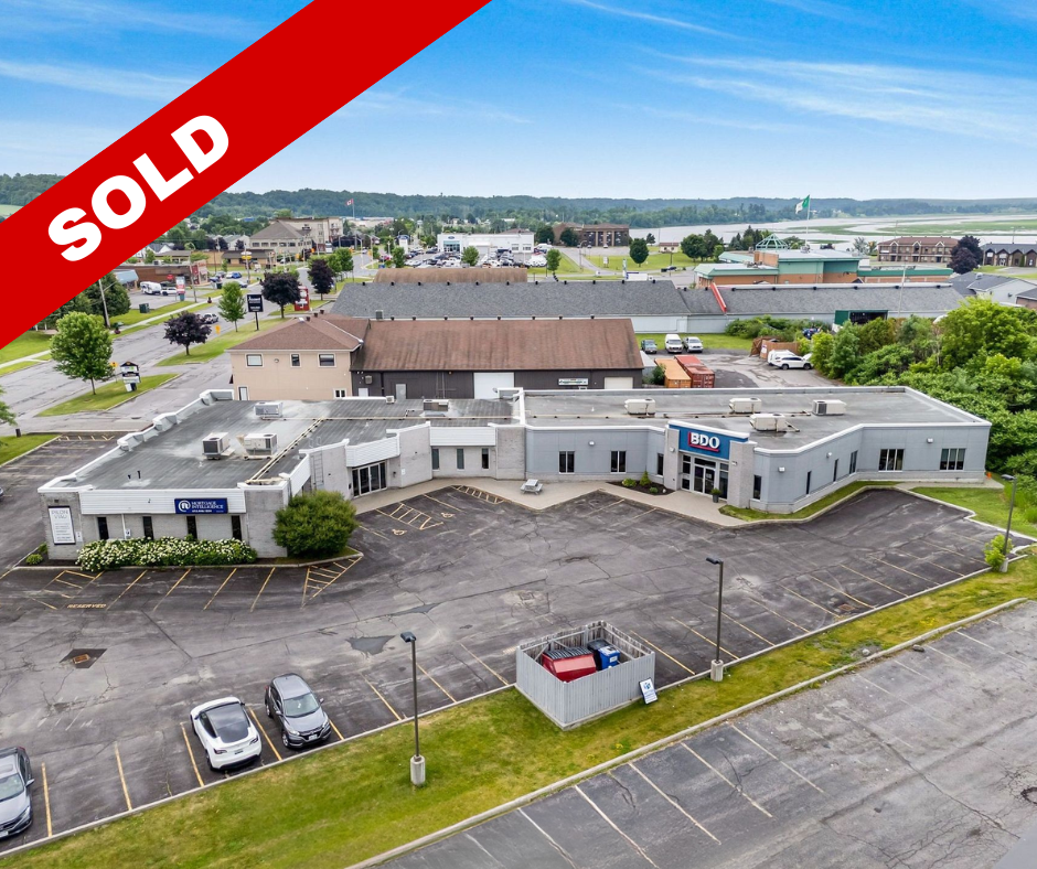 SOLD- 2784 Laurier St, Rockland