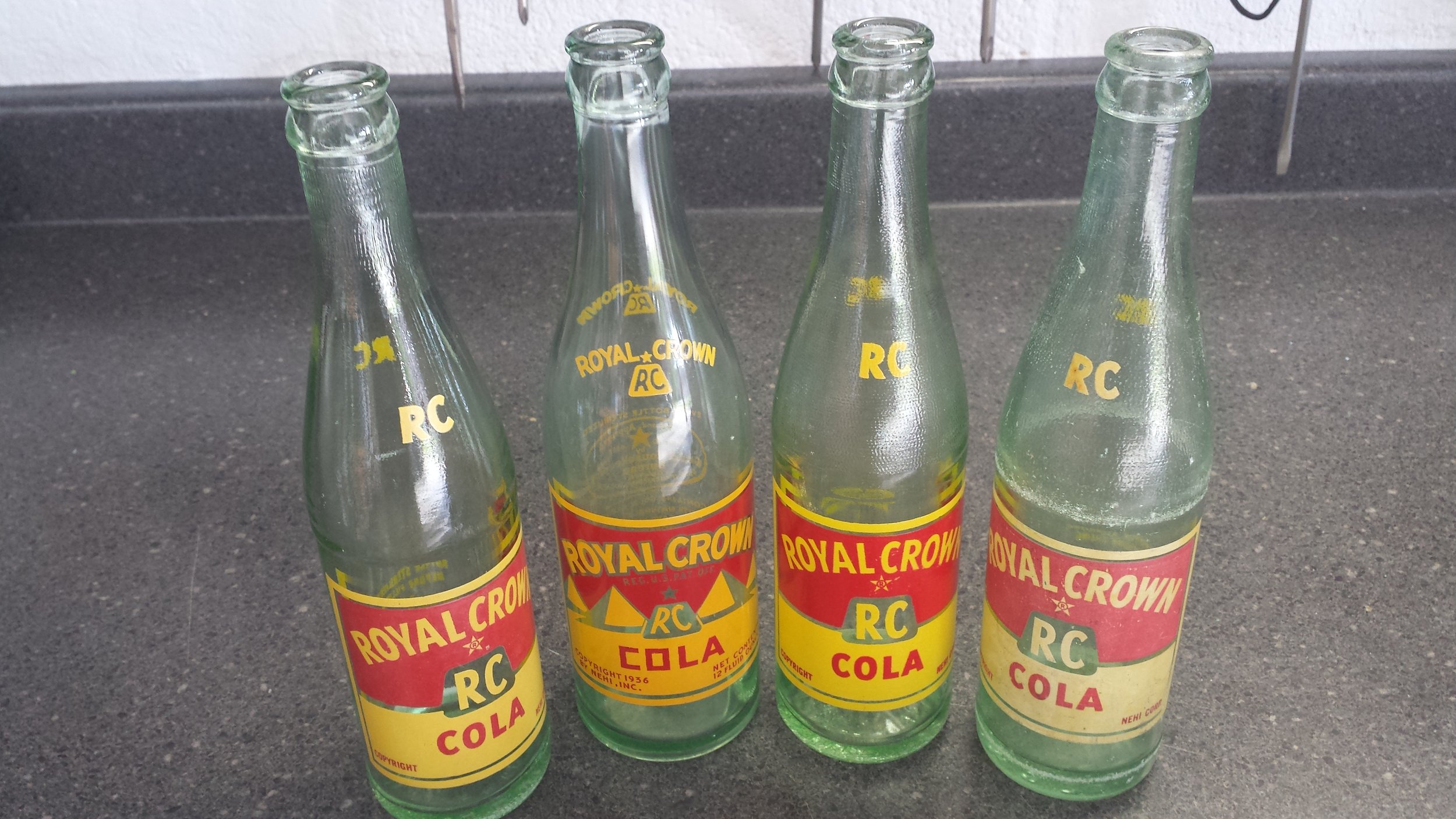 1942 RC ROYAL CROWN Pyramid Cola Soda Bottle 12 oz 9 3/8" Vincennes IN  Duraglas