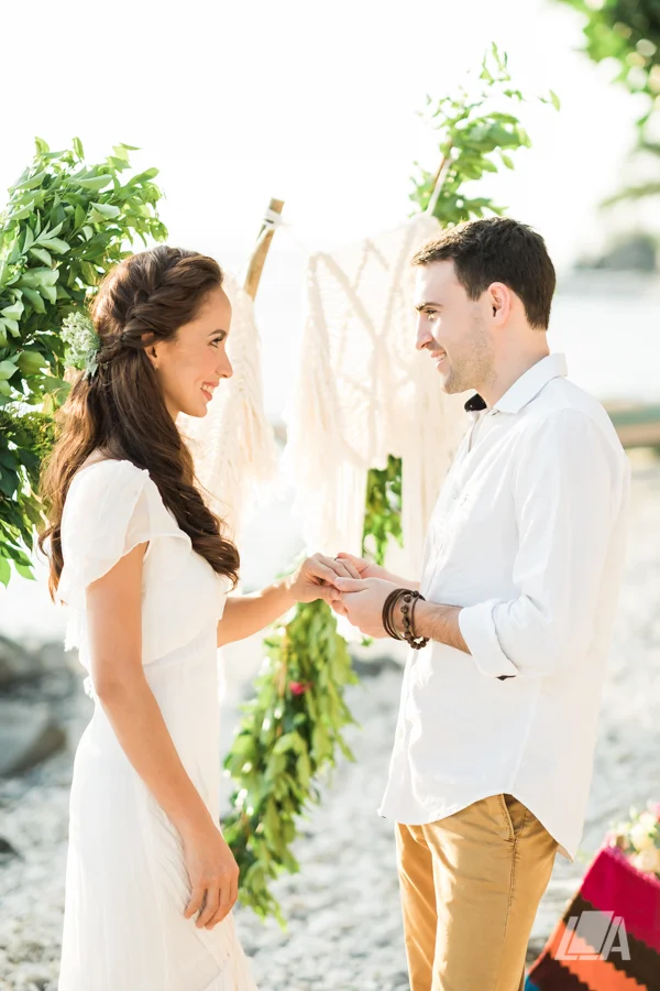 5e DIY Beach Seaside Elopement Editorial -01401.jpg