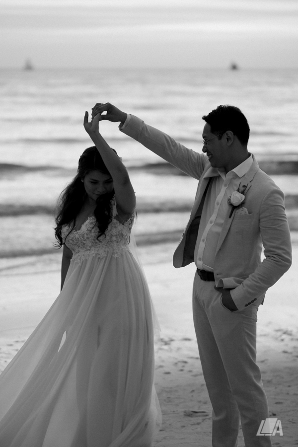 *1b 3 Louie Arcilla Weddings & Lifestyle - Boracay beach wedding-5.jpg