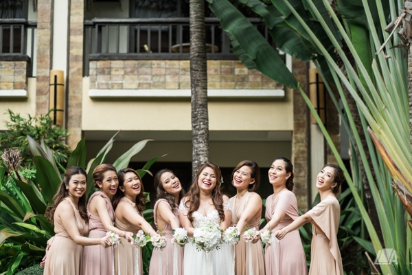 33 1 Louie Arcilla Weddings & Lifestyle - Boracay beach wedding-44.jpg
