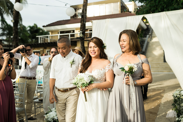 44 2 Louie Arcilla Weddings & Lifestyle - Boracay beach wedding-10.jpg