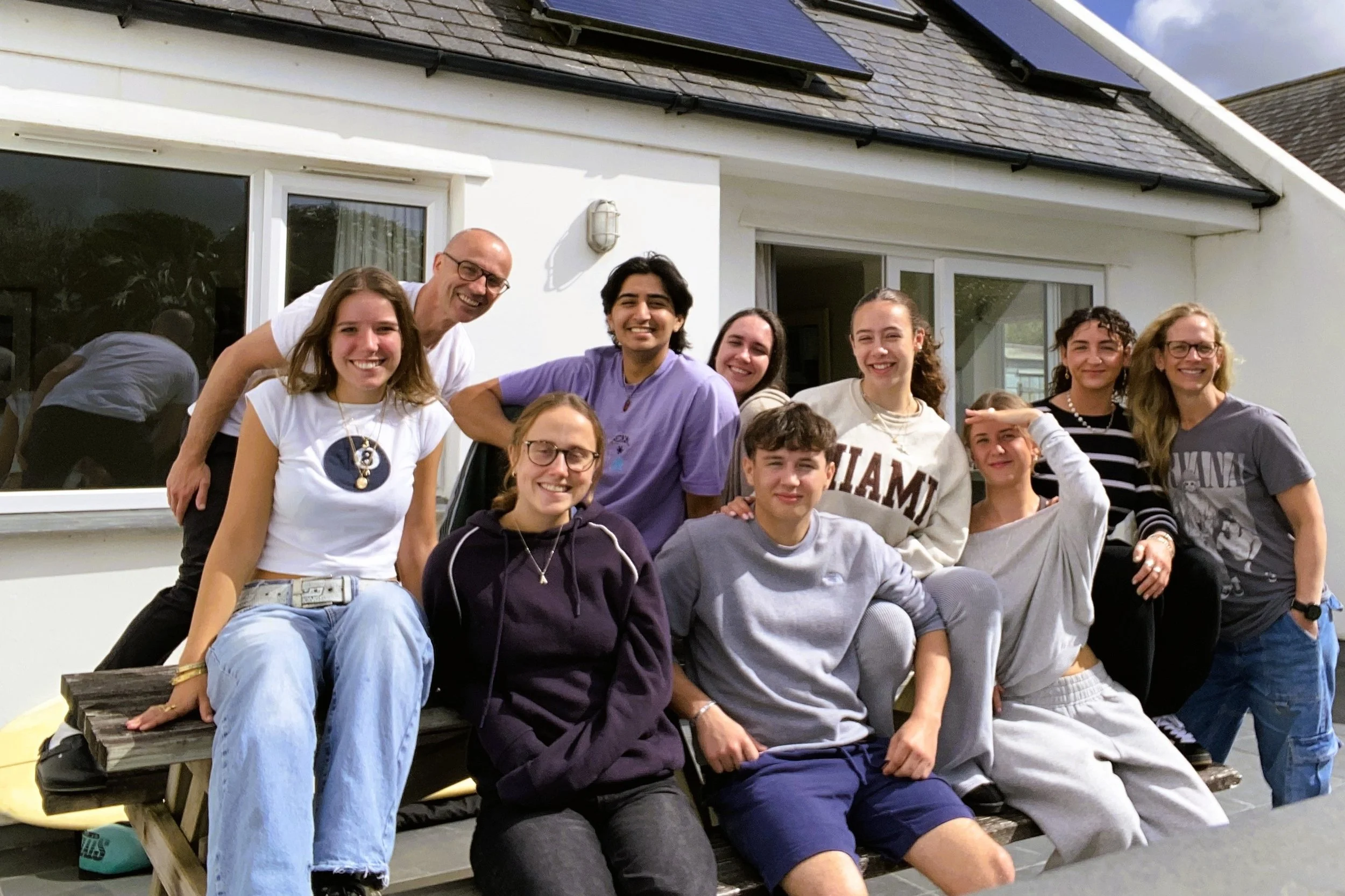 group of young people enjoying residential course for duke of edinburgh