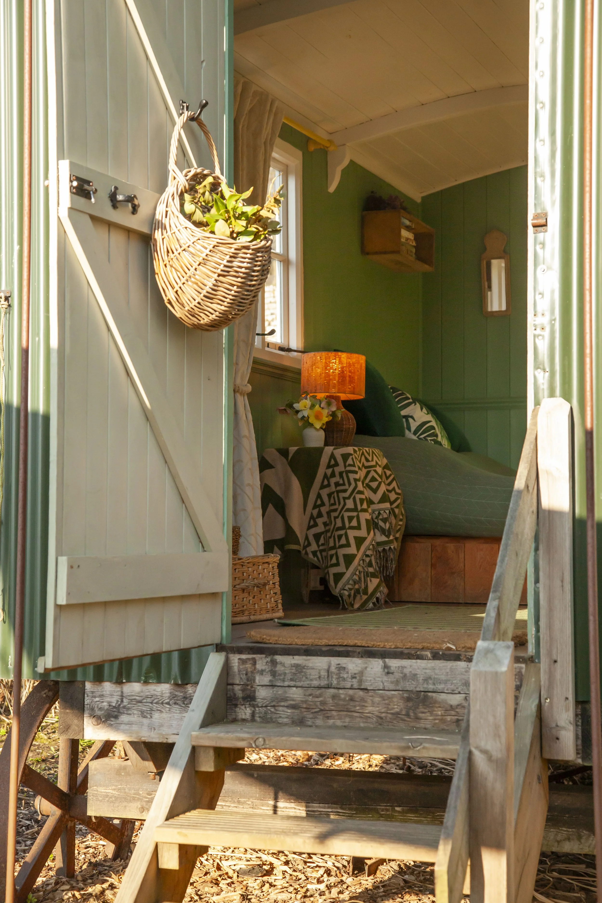 pythouse_shepherdshut_amk_mar26_4567_.jpg