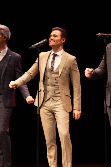 Collabro-34.jpg