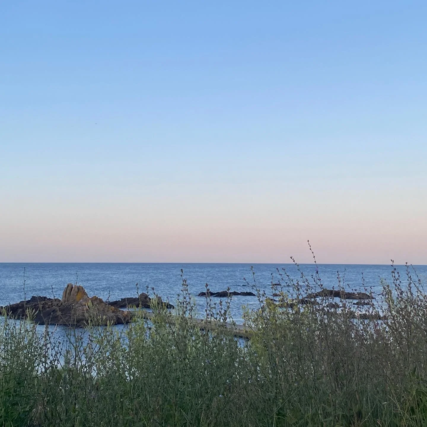 summer 🤍

#copenhagen #bornholm #visitingfamily #holiday #sea #island #timeoff #views #travel