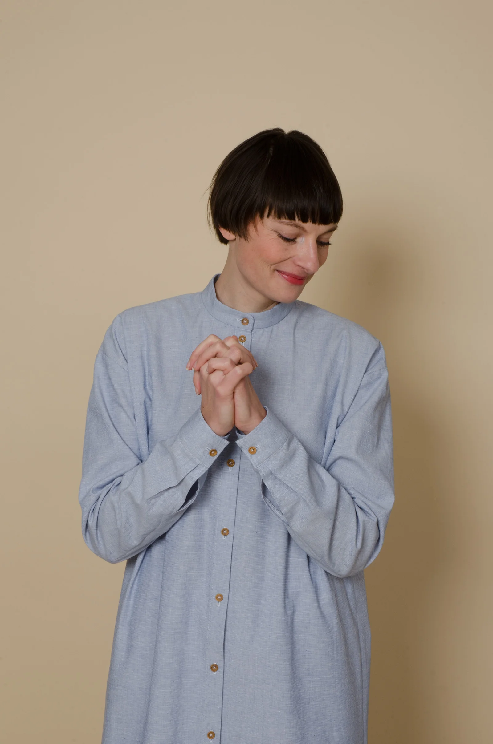 meinwerk diy schnittmuster & anleitung oversized shirtdress, nähanleitung, bluse, blusenkleid, tunika, weites hemdkleid nähen, schnitt, handmade shirt, minimalistisch, slow fashion (Kopie)