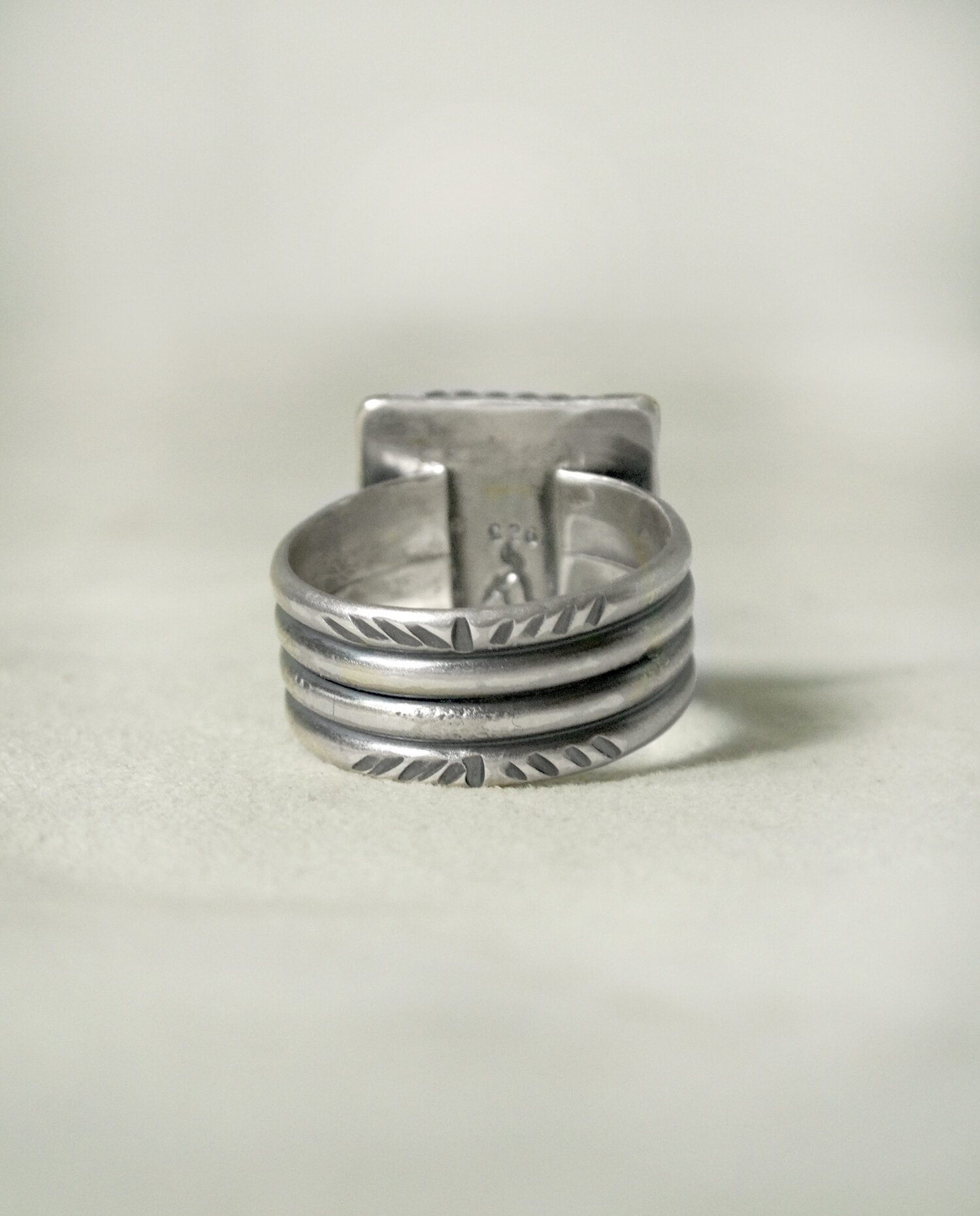 LuckyPeakSquareRing3.jpg