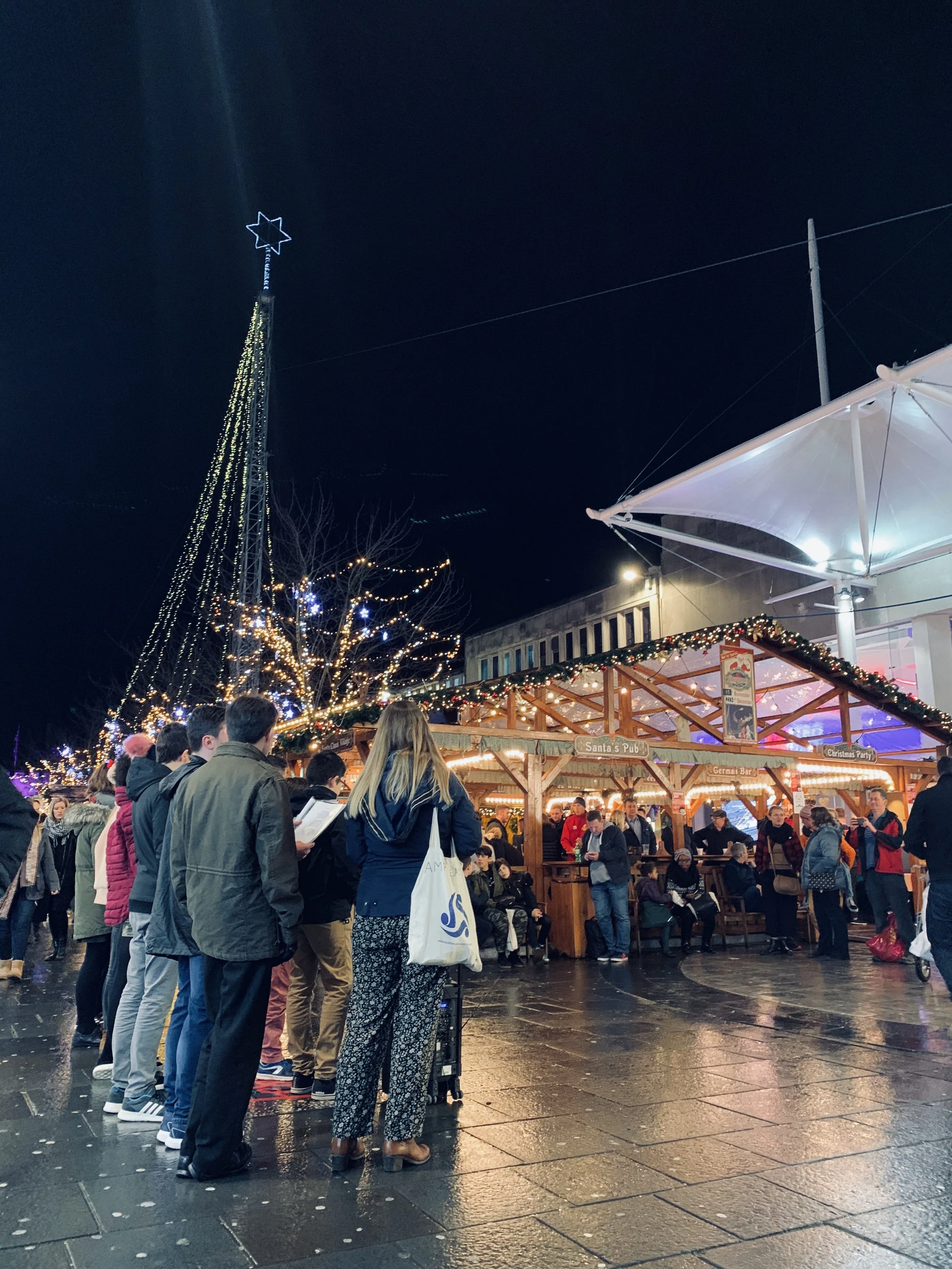 Bitterne Park School bring Festive Feelings to Southampton High Street