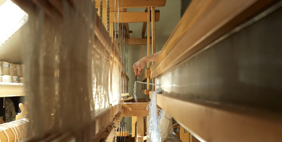 Montagne_Handwoven_warping.jpg