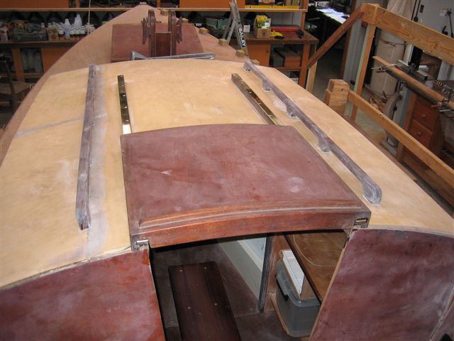 13. Sliding hatch closed. 4-12-11.jpg