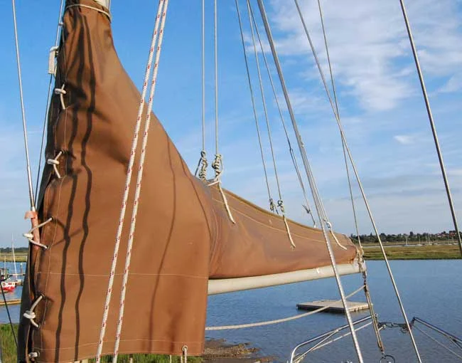 mizzen.jpg