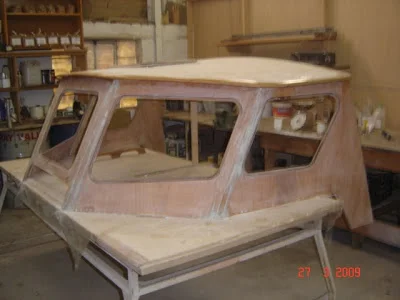 Hard Dodger has its roof attatched 007.jpg