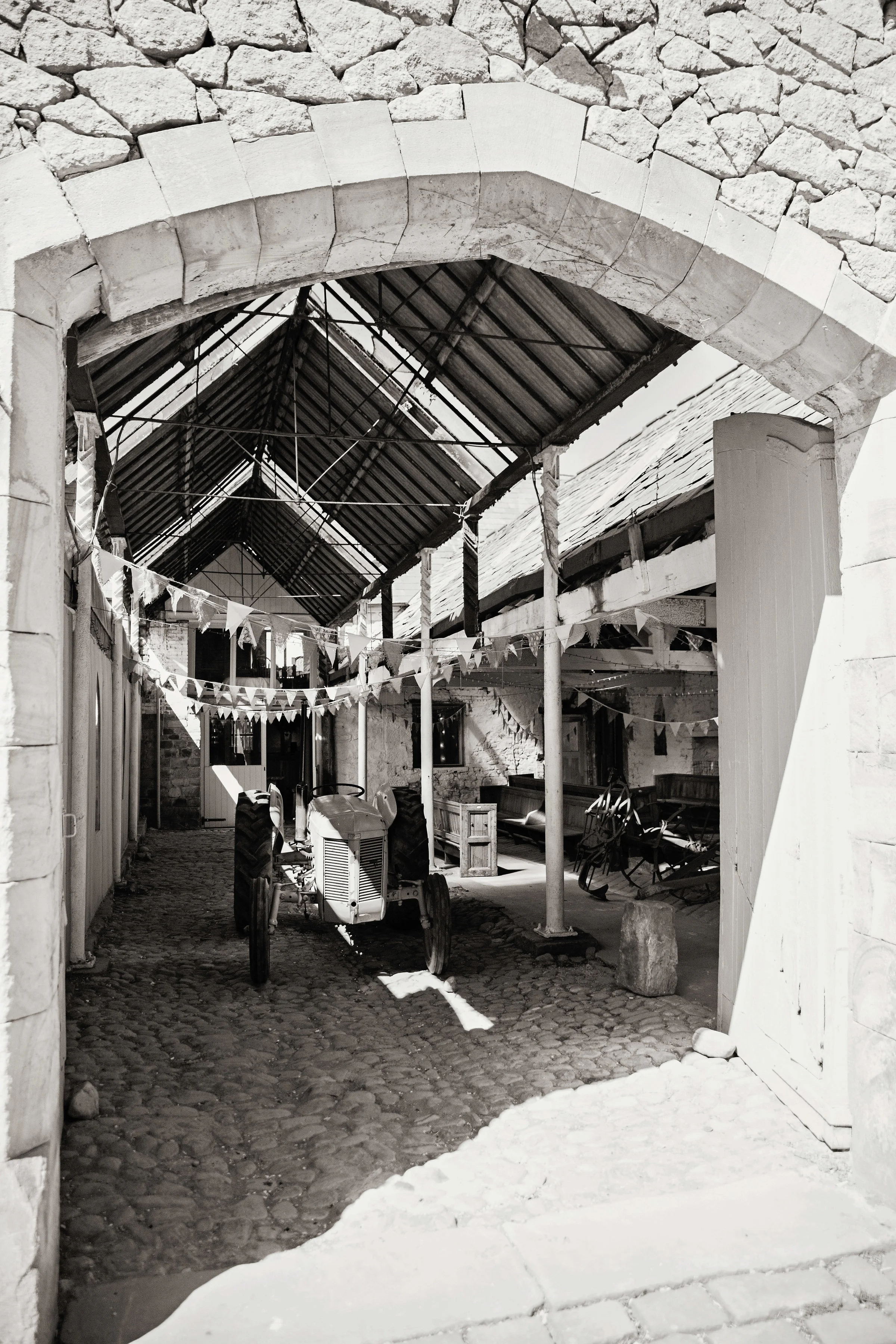 WyresdaleParkWedding(470of95).jpg