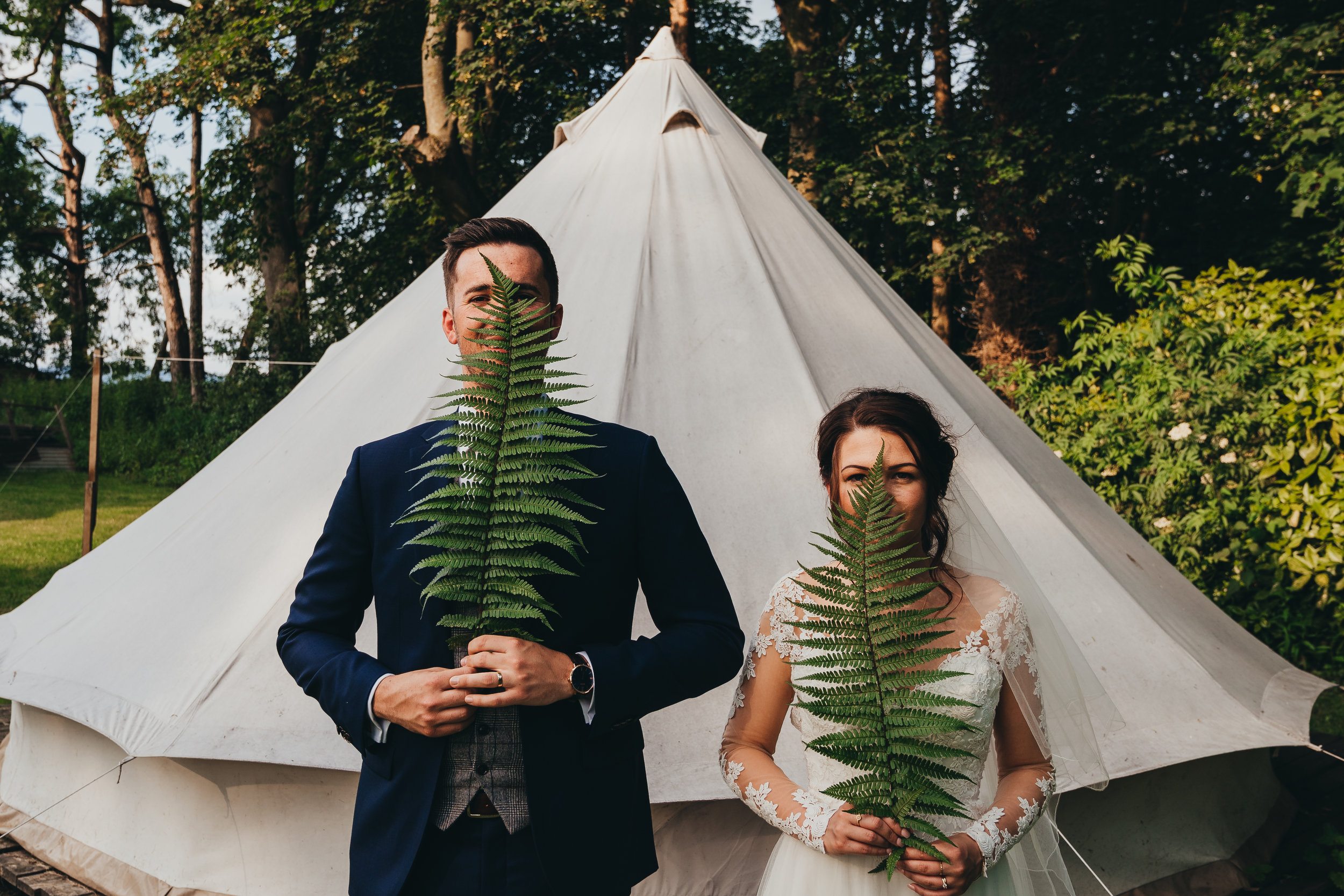 happy-glampers-bride-groom