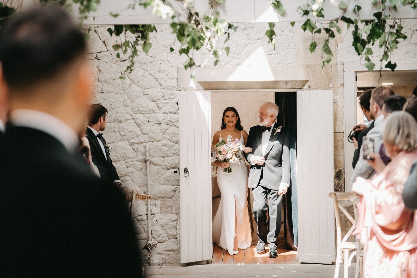 ᴛʜᴇ ᴍᴏᴍᴇɴᴛ ɪᴛ ᴀʟʟ ʙᴇᴄᴏᴍᴇs sᴏ ʀᴇᴀʟ. ⁠
⁠
Butterflies, first looks and a room filled with love. We just adore these first moments as our couples reunite in our Ceremony Barn. ⁠
⁠
📸 @scottandlees⁠
.⁠
.⁠
.⁠
.⁠
.⁠
⁠
#wyresdale #wyresdaleweddings #weddings