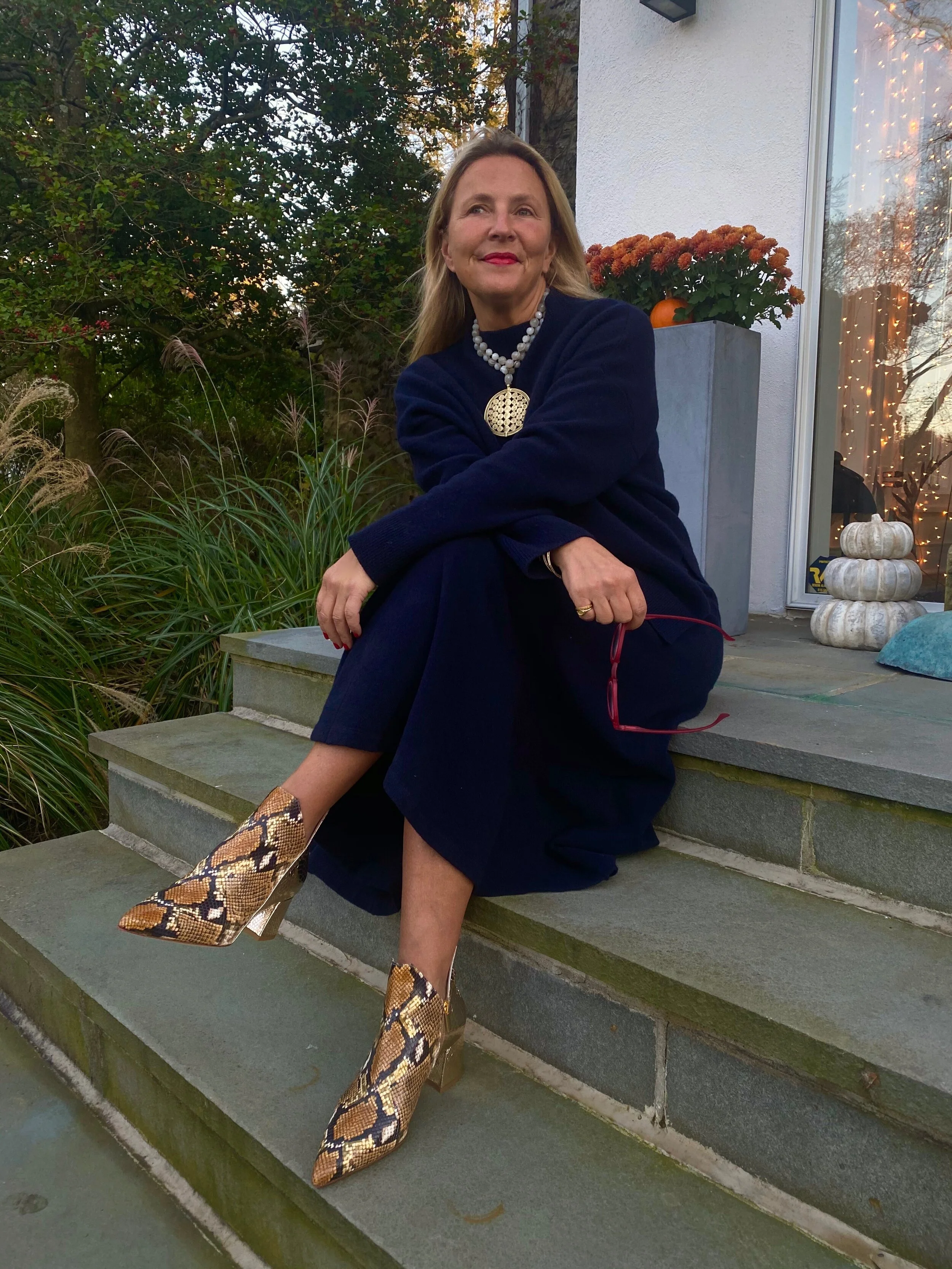 Shopping in a Difficult Time