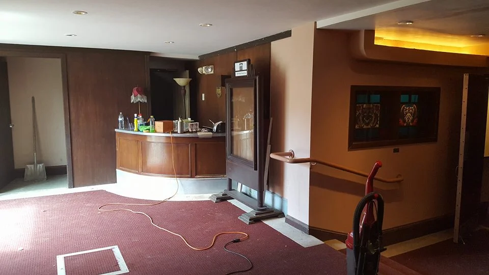 Lobby 2.jpg