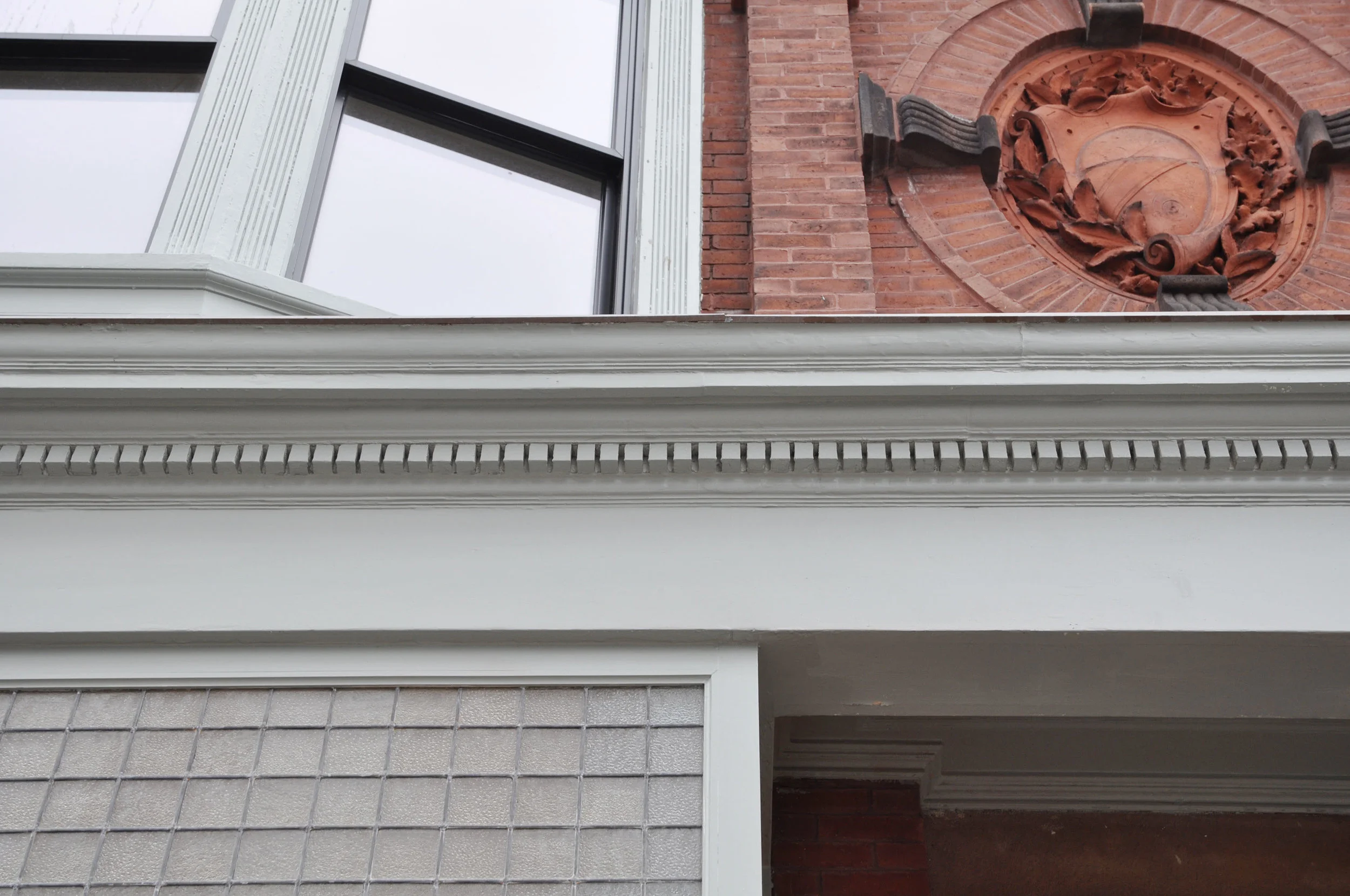 660 Congress - Paragraph 4 - StorefrontCornice.After.jpg