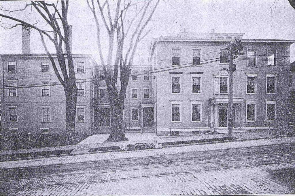 Historic - Children's Hospital from High St., 1912.jpg