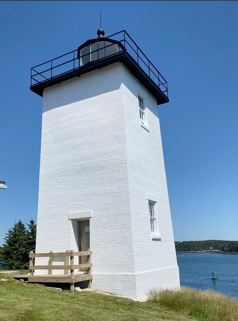 Swan's Island Light 10 - Eric.jpg