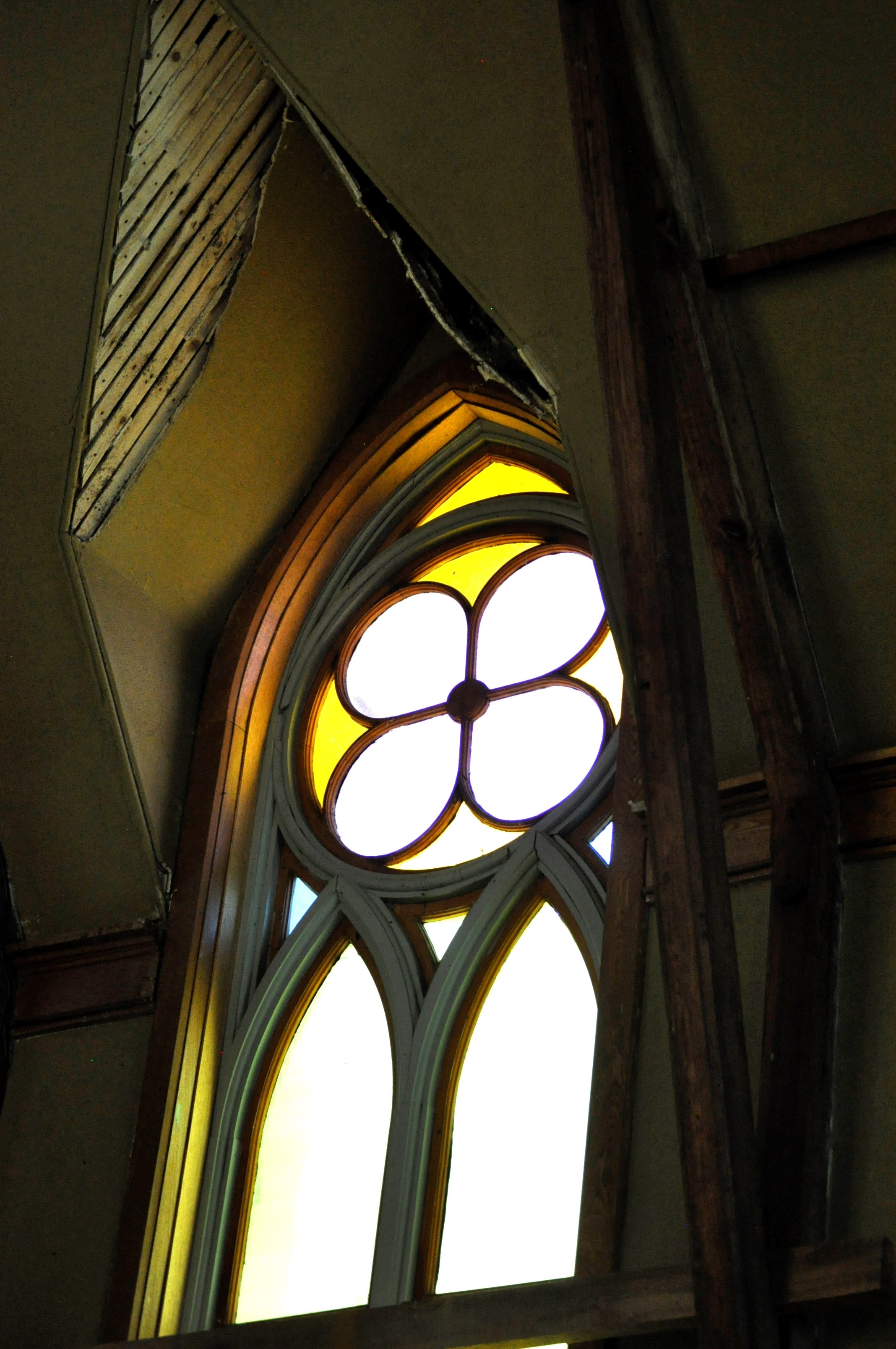 Washburn Memorial Library wall damage 2.JPG