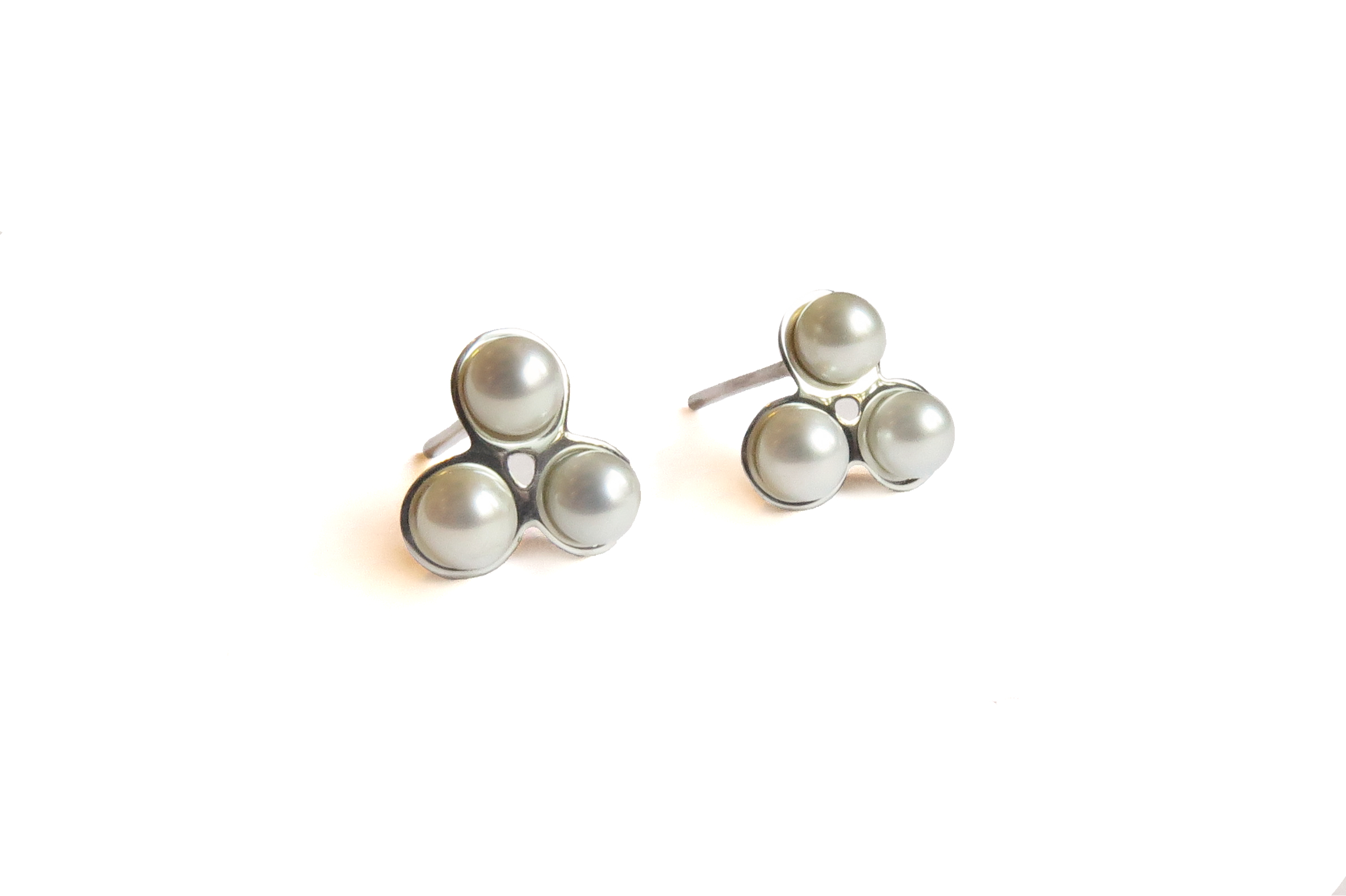 Triangle studs 2.jpg