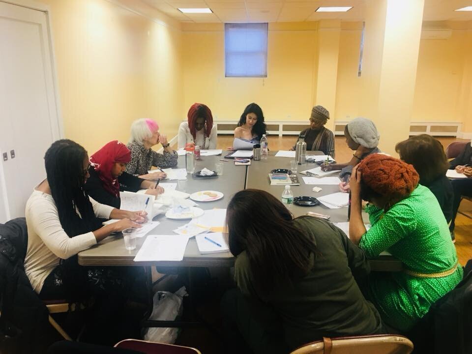 Leading+a+workshop+for+Women+Writers+Bloom+Workshop+&+Reading+Series.+Brooklyn,+NY.+Nov+25+2018.jpg