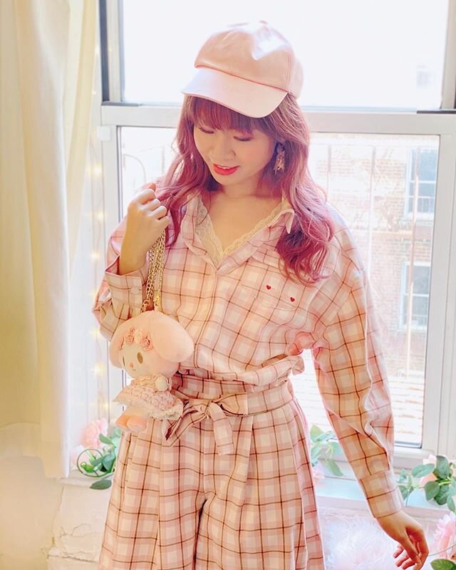 ・
*･゜ﾟ･*𝒰𝓅𝒸𝑜𝓂𝒾𝓃𝑔 𝒷𝓁𝑜𝑔 𝓅𝑜𝓈𝓉*･゜･*
・
Another outfit featured in this week&rsquo;s blog post 😊💗 As I mentioned in a previous post, it will be about LODISPOTTO&rsquo;s new casual wear brand CANDY, which is where these items are from (exc