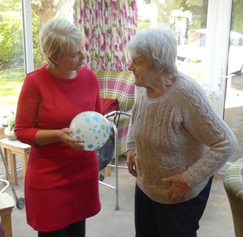 MP Karin Smyth Visits Ablecare's Hengrove Lodge