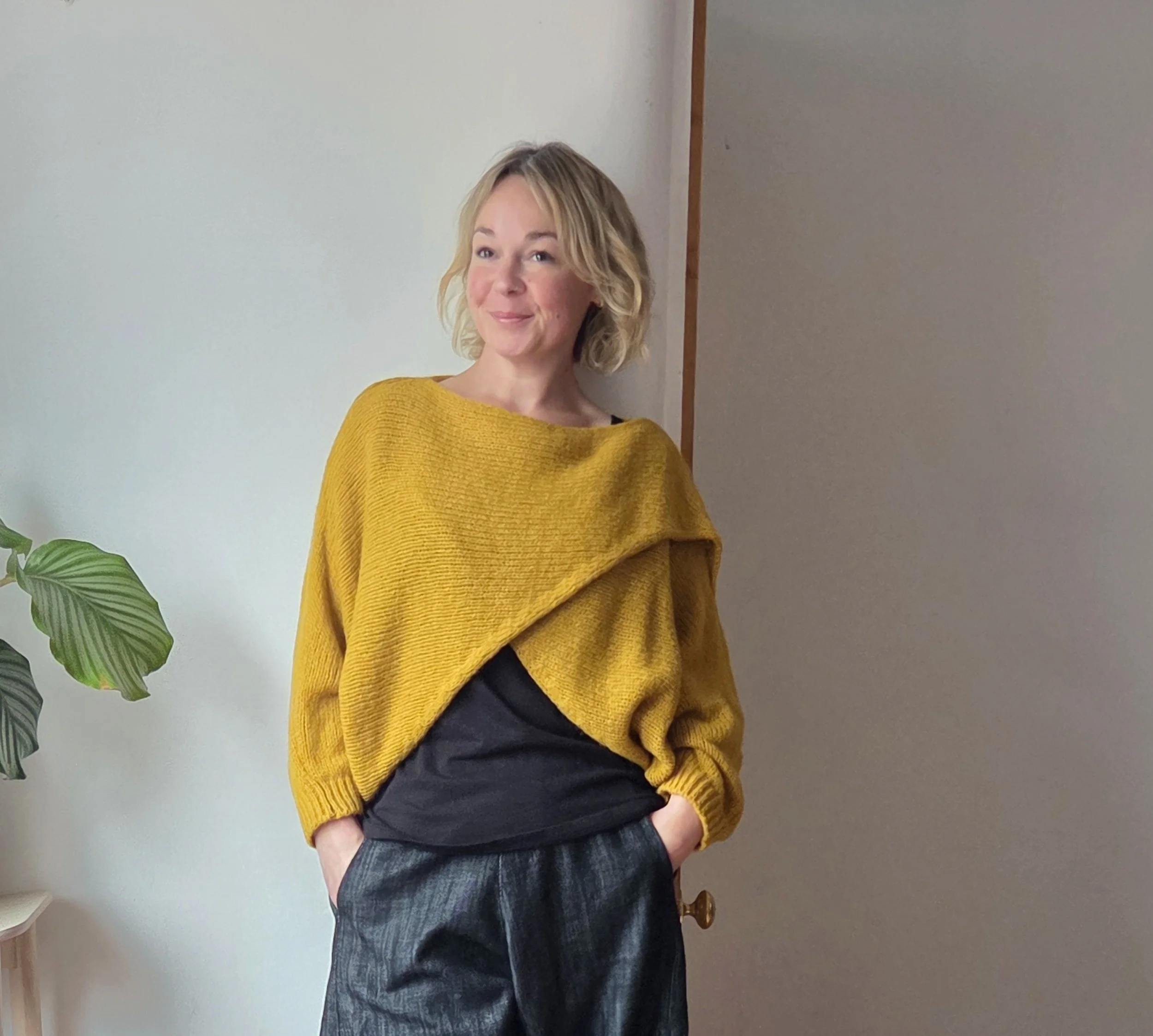 Mini Cross front jumper