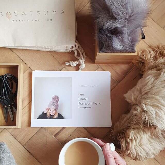 Kits!!! Today's the day, everything has arrived.. Including new slate grey wool!!! I'm organising, wrapping and packing aided by tea and winter the dog.

I spent yesterday screaming and the computer and printer to create new pattern cards and I'm soo