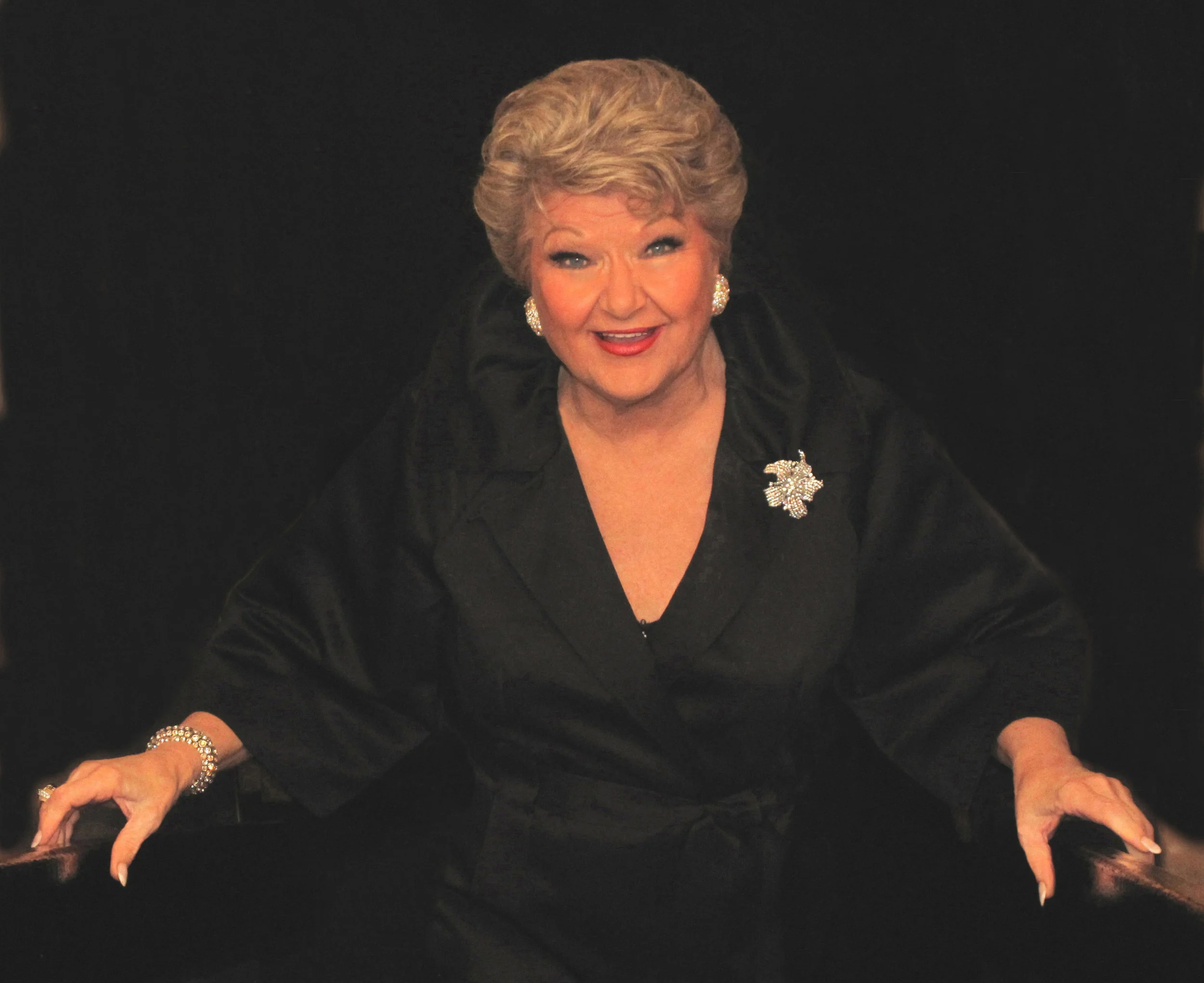 1 MARILYN PHOTO PROMO ONLY (1).jpg