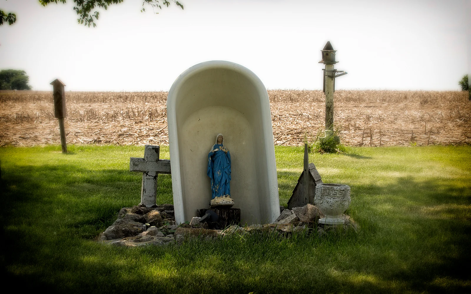 madonnabathtub.jpg