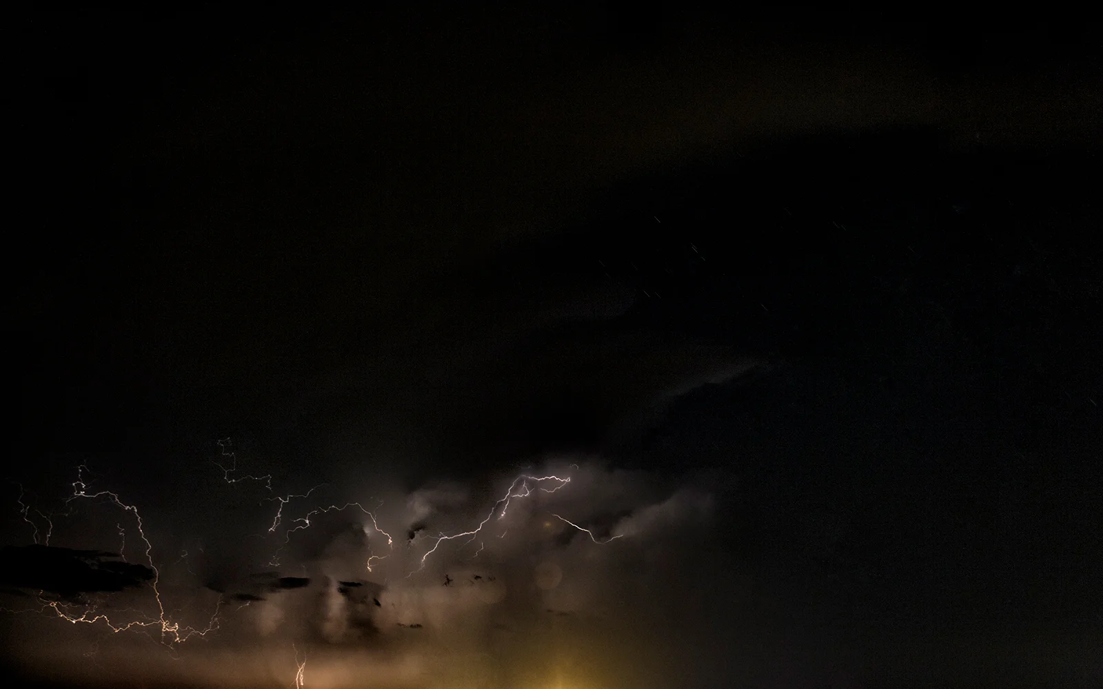 lightnigstorm.jpg