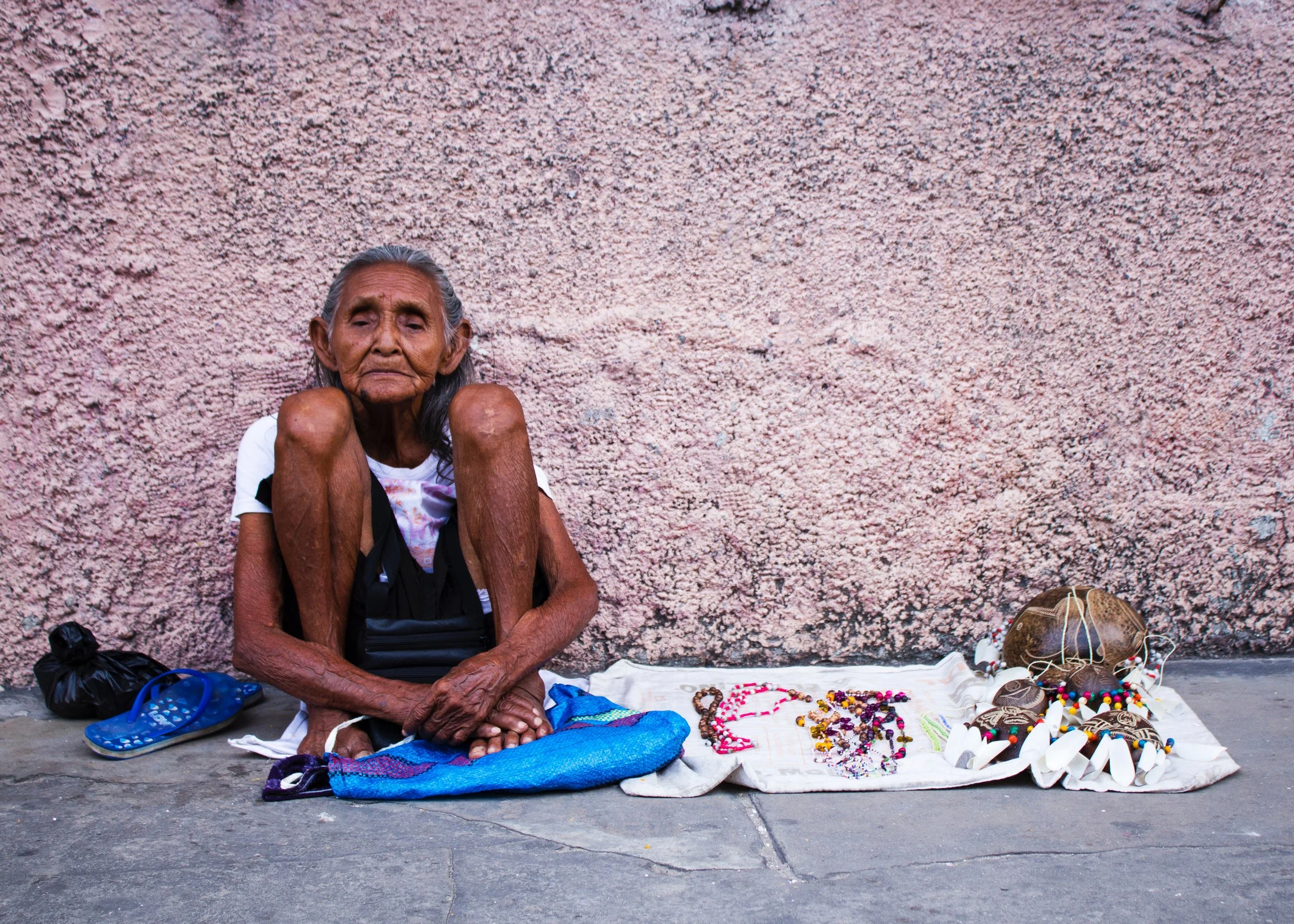 vieja vending on the street.jpg