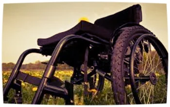 OFFROAD-WHEELCHAIR-IN-FIELD.jpg
