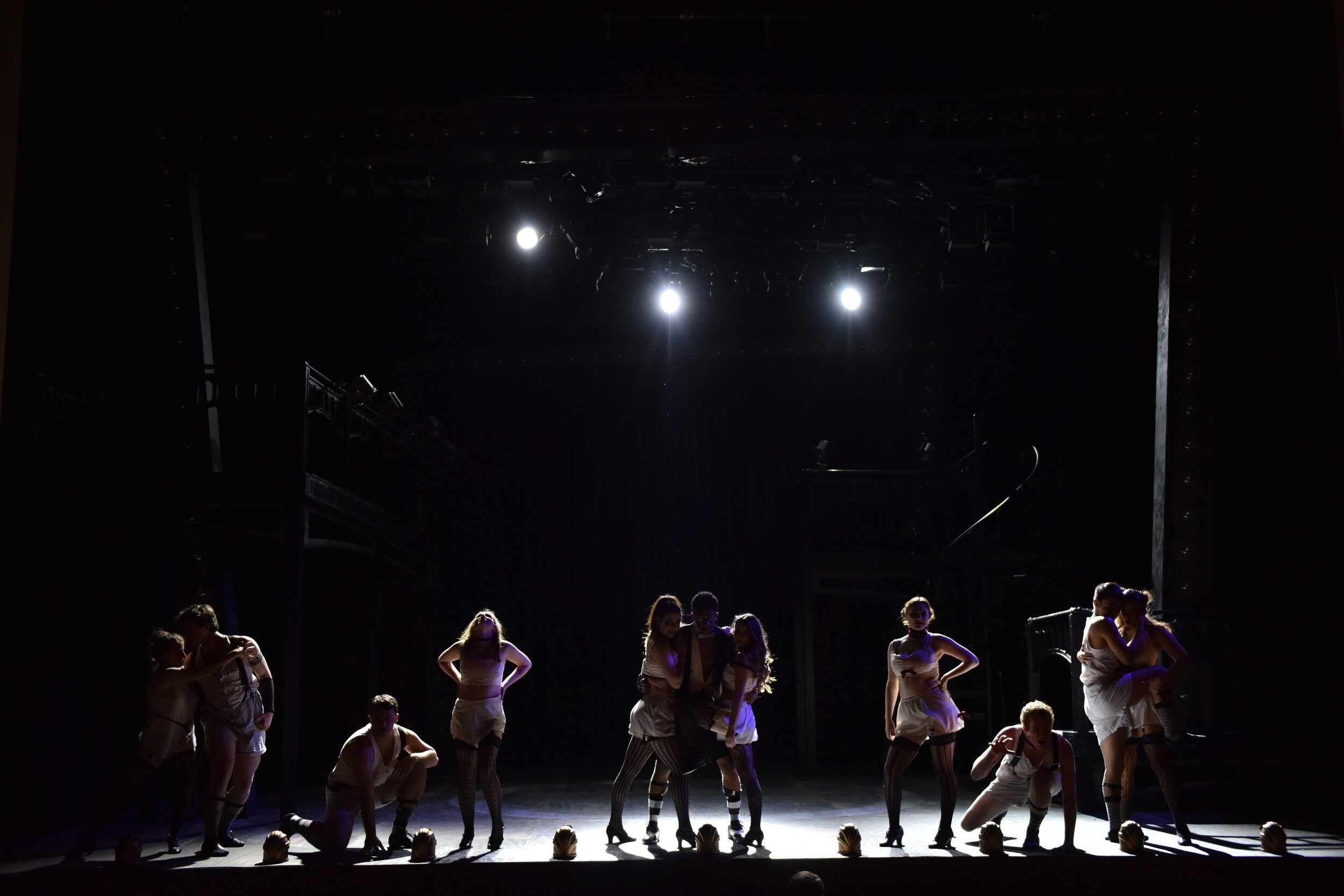 Cabaret - Transition Bump