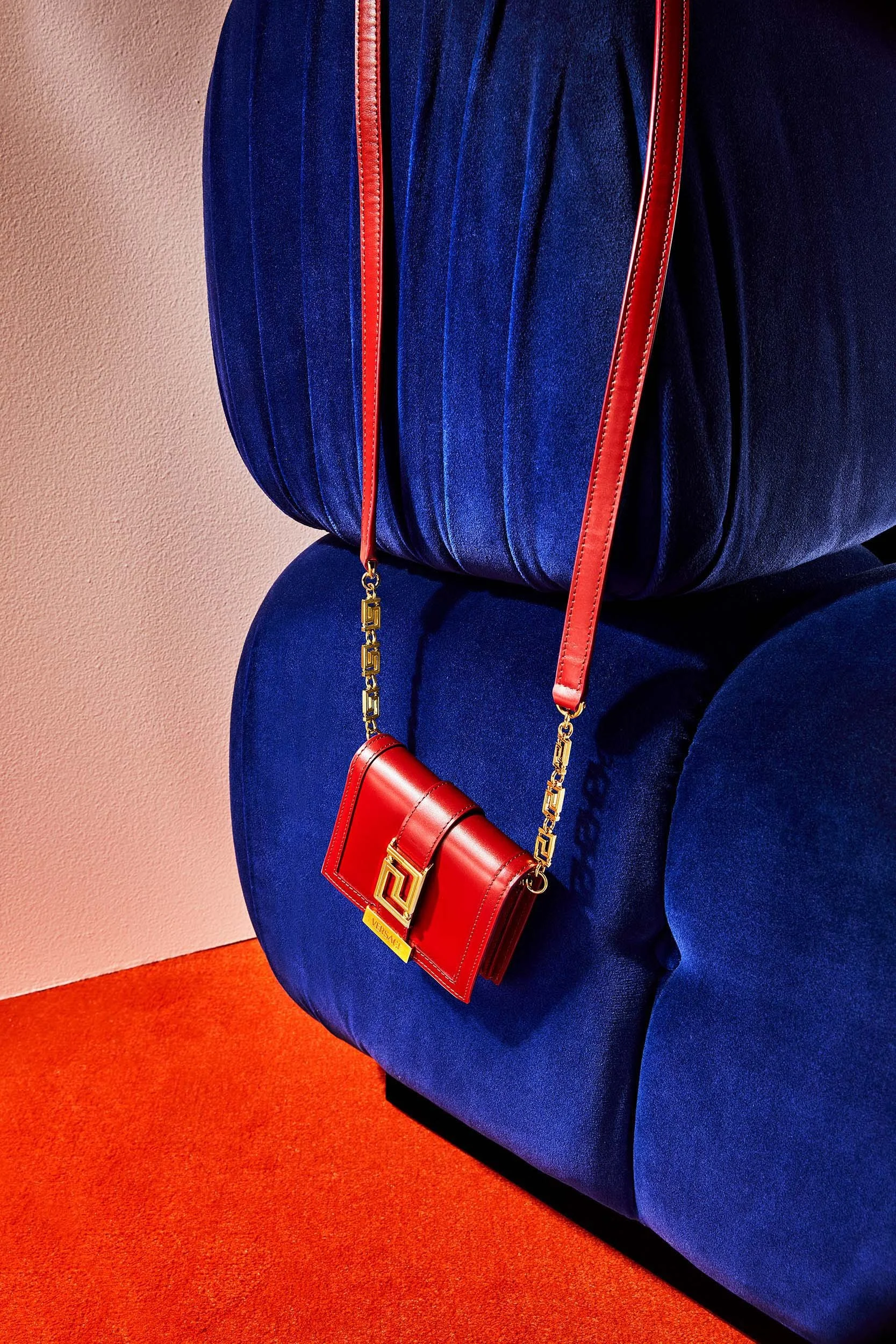 090822_222-54_Q3_FALLFASHION_WOMENS_HANDBAGS_SHOT9web3.jpg
